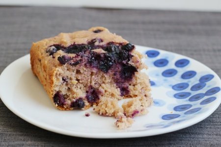 Lemon Blueberry Yogurt Cake